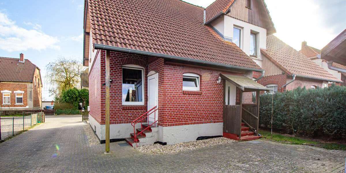 Einfamilienhaus Wustrow (Wendland) - 6 Zimmer, 138 m&sup2;, 120.000&euro; | Angebot:17420291