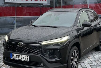 Toyota Corolla Cross 8.500 km 40.990 &euro; München 80687