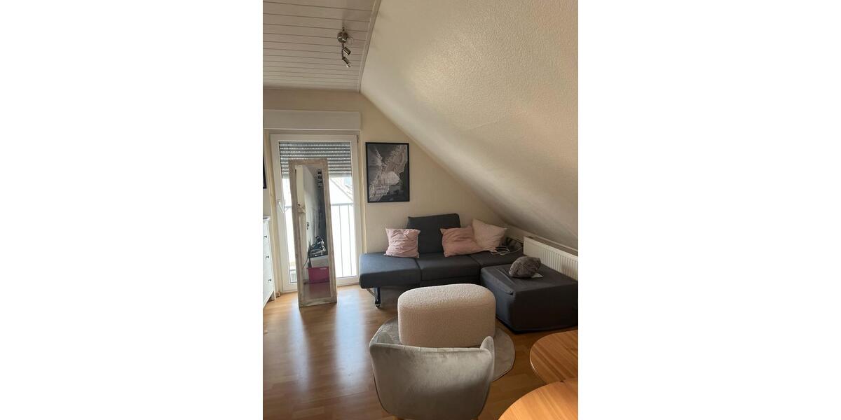 Dachgeschoßwohnung Bielefeld Mitte - 1 Zimmer, 30 m&sup2;, 430&euro; | Angebot:25443997