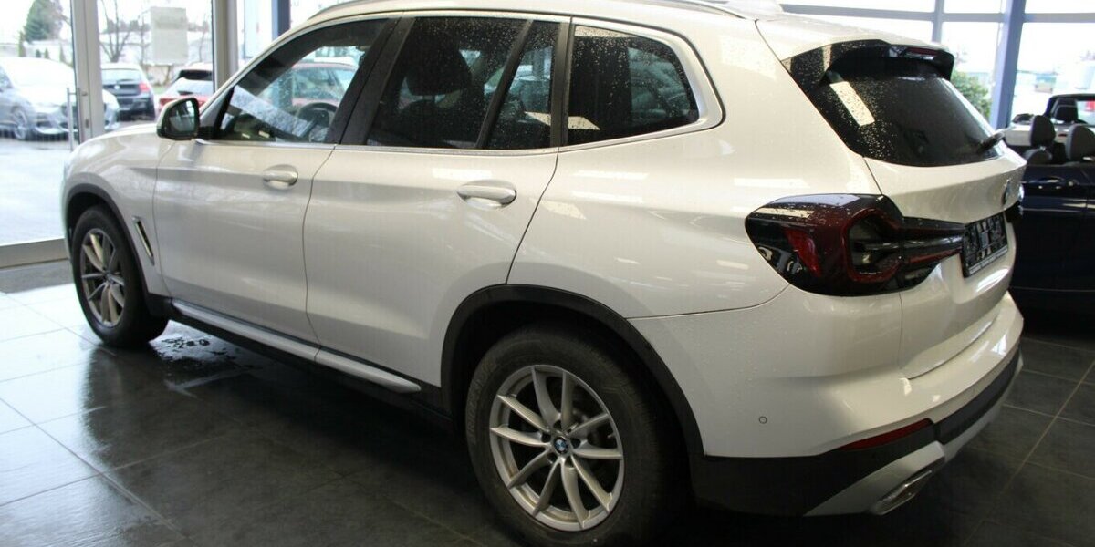 BMW X3 xDrive30i Aut. 21.870 km 41.480 &euro; Euskirchen 53881