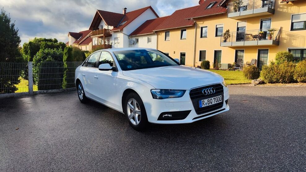 Audi A4 98.700 km 10.200 € Regensburg 93057