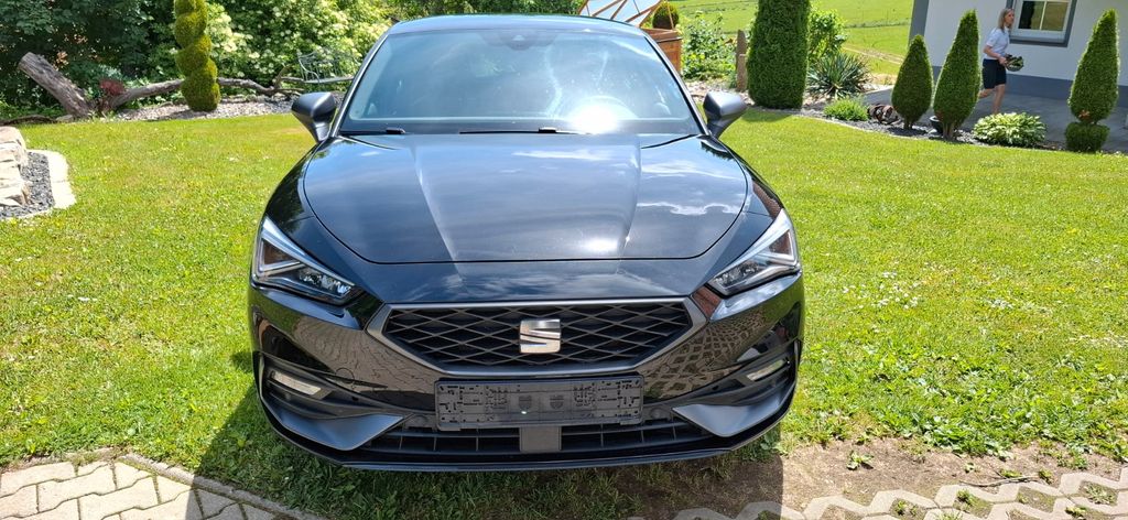 Seat Leon 76.000 km 16.600 &euro; Innernzell 94548