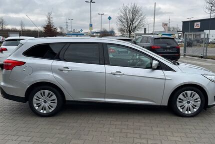 Ford Focus 139.000 km 7.750 &euro; Riegel 79359