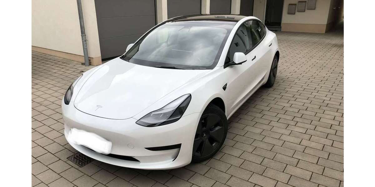 Tesla Model 3 69.574 km 22.900 &euro; Rülzheim 76761