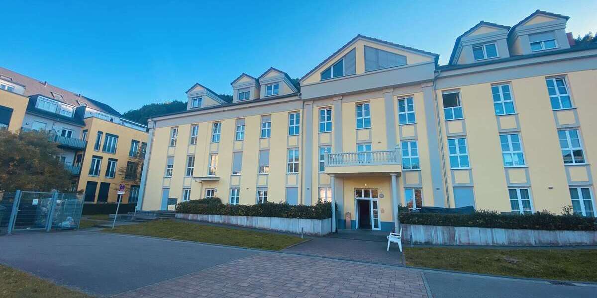 Etagenwohnung Lahr Burgheim - 4 Zimmer, 99 m&sup2;, 240.000&euro; | Angebot:26291877