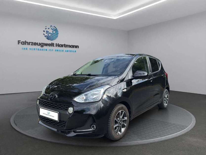 i10