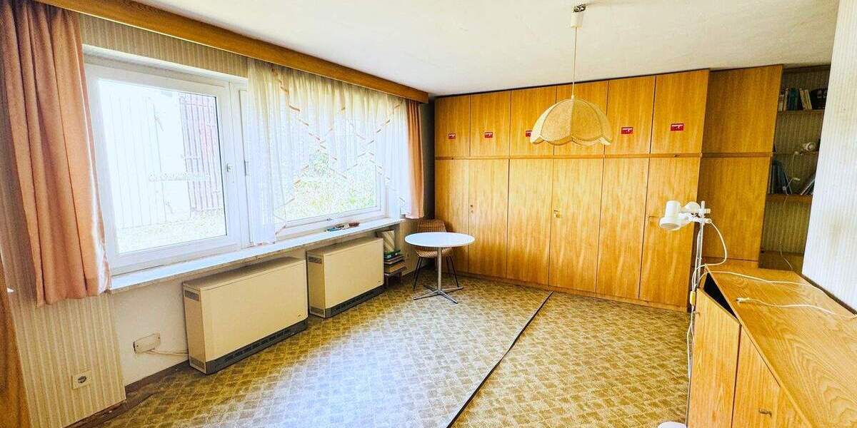 Wohnhaus in ruhiger Ortsrandlage von Sulzbach-Rosenberg zimmer