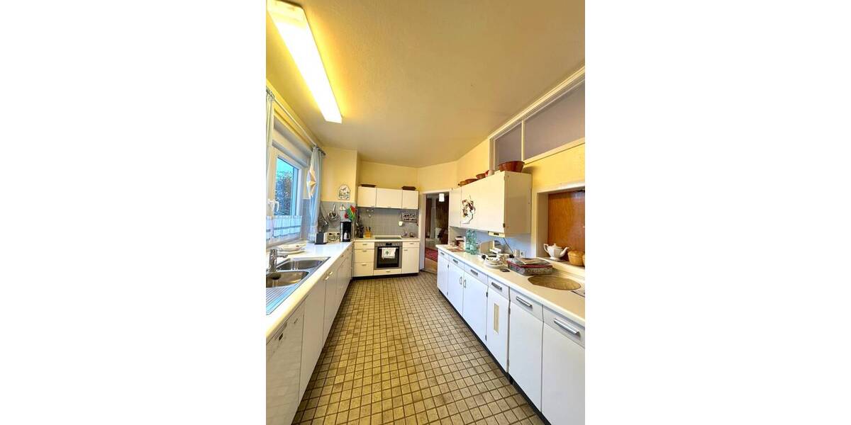 Bungalow Bad Nenndorf - 6 Zimmer, 235 m&sup2;, 400.000&euro; | Angebot:25245922