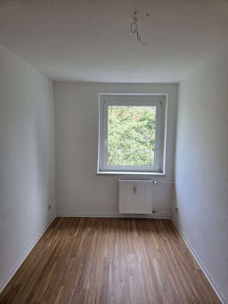Wohnung zum Mieten in Sassnitz 265,35 € 35.38 m²