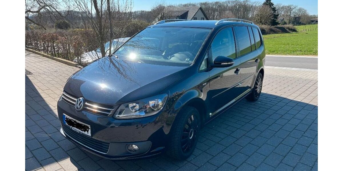 VW Touran 161.500 km 8.250 &euro; Rheine 48431