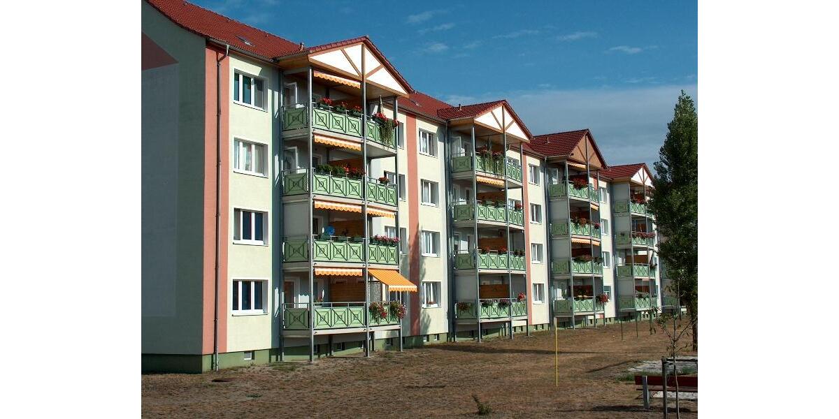 Etagenwohnung Finsterwalde - 2.5 Zimmer, 59 m&sup2;, 356&euro; | Angebot:25569847