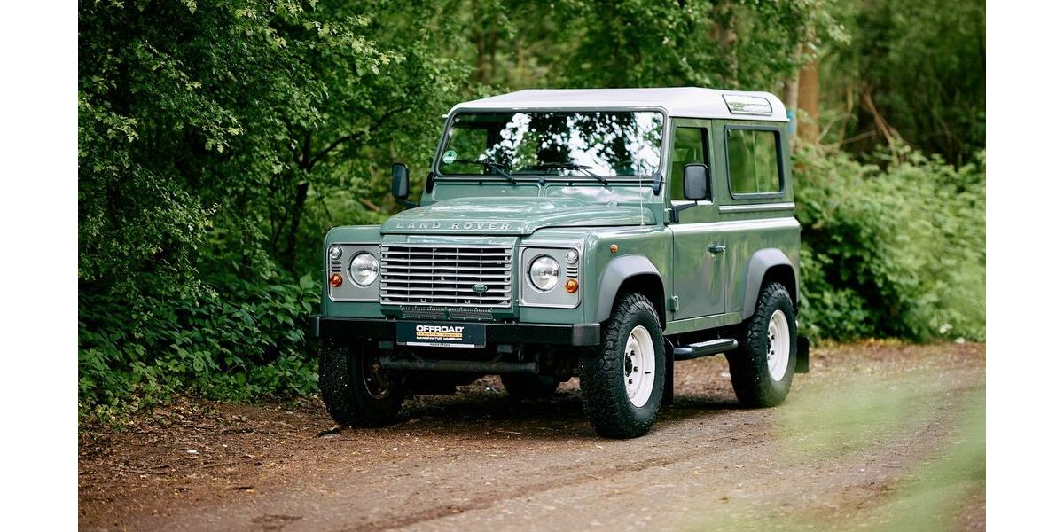 Land Rover Defender 42.296 km 50.990 &euro; Hamburg 22339