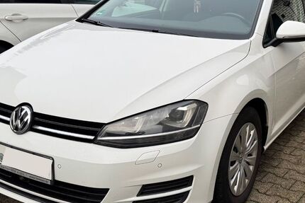 VW Golf 219.000 km 8.300 &euro; Dortmund 44329