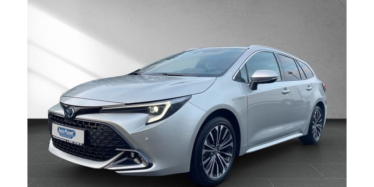 Toyota Corolla 4.800 km 33.990 &euro; Gera 07554