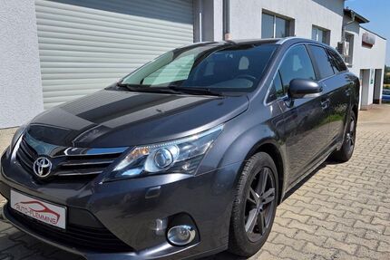 Toyota Avensis 122.500 km 9.900 &euro; Zeitz OT Theißen 06711
