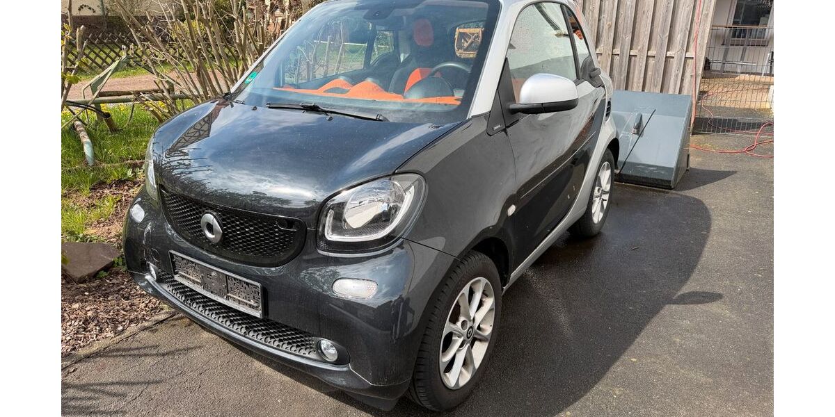 Smart ForTwo 61.770 km 7.699 &euro; Vöhl 34516