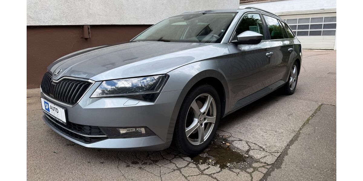 Skoda Superb 177.000 km 12.990 &euro; Neu-Ulm (Pfuhl) 89233