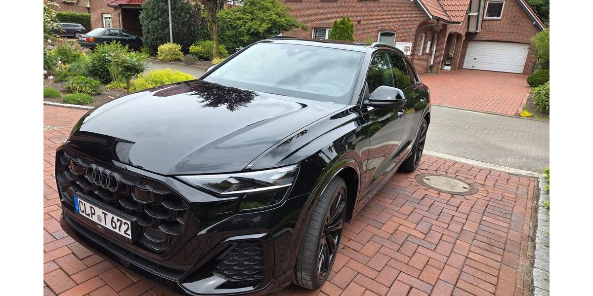 Audi Q8 20.000 km 75.990 &euro; Friesoythe 26169