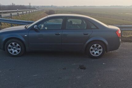 Audi A4 226.693 km 2.500 &euro; Sankt Peter Ording 25826