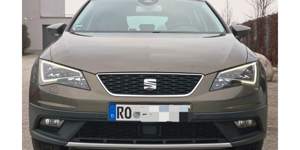 Seat Leon 165.000 km 10.900 &euro; Rosenheim 83024