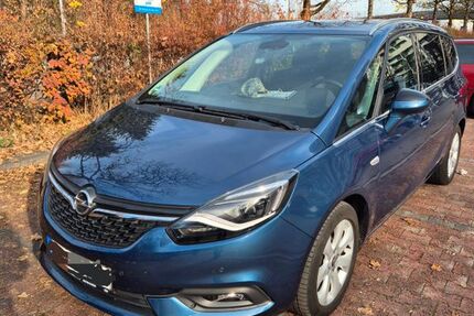 Opel Zafira 109.000 km 12.800 € München 81375