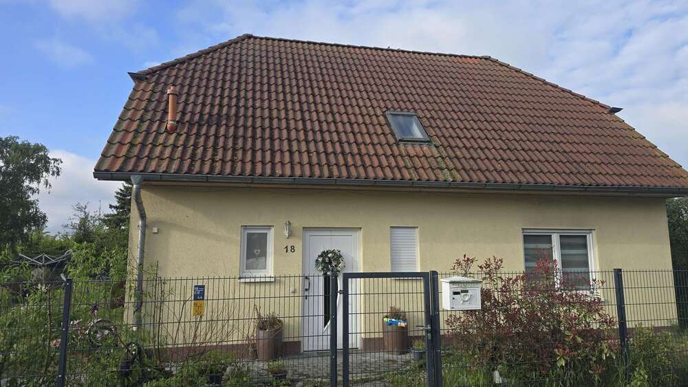 Einfamilienhaus Finsterwalde - 6 Zimmer, 121 m&sup2;, 309.000&euro; | Angebot:26689849