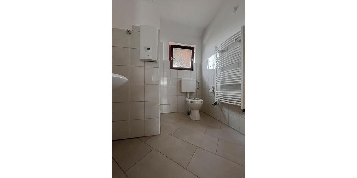 Dachgeschoßwohnung Lüneburg Ebensberg - 4 Zimmer, 105 m&sup2;, 1.450&euro; | Angebot:26412794
