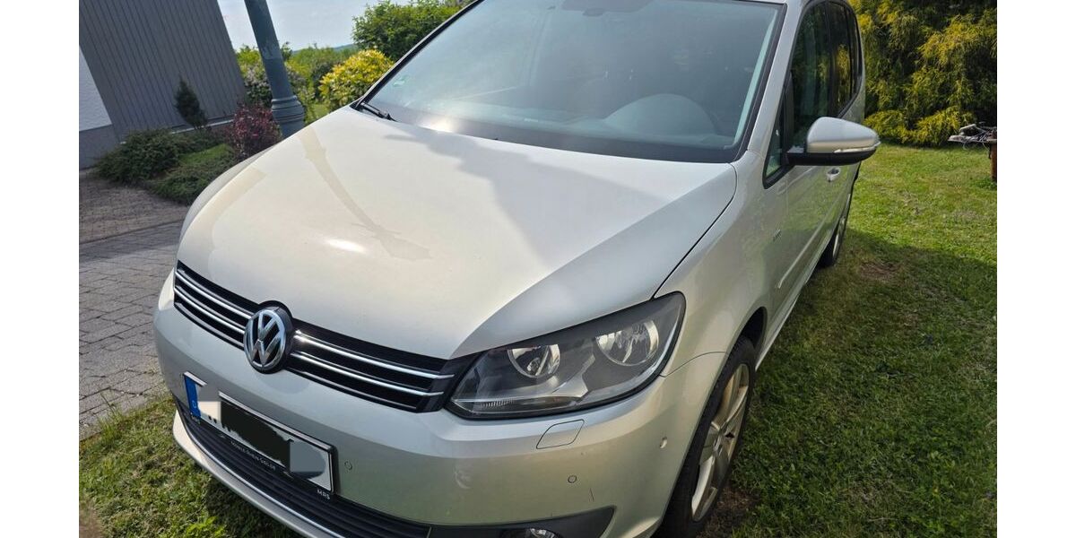 VW Touran 229.000 km 6.000 &euro; Schenkelberg 56244