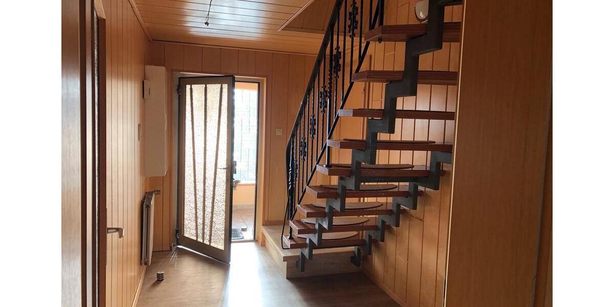 Einfamilienhaus zur Miete 6 zimmer