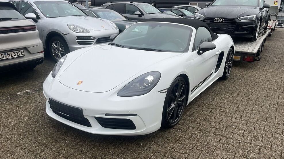 Porsche Boxster 41.900 km 59.900 € Berlin 13407