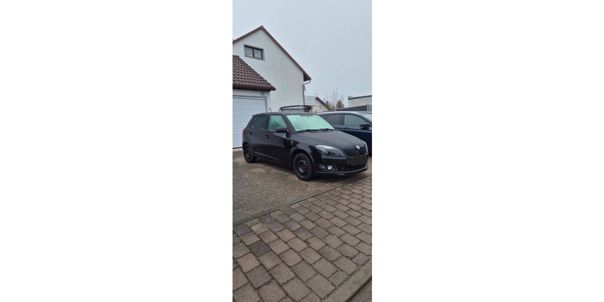 Skoda Fabia 112.300 km 8.399 &euro; Hallbergmoos 85399