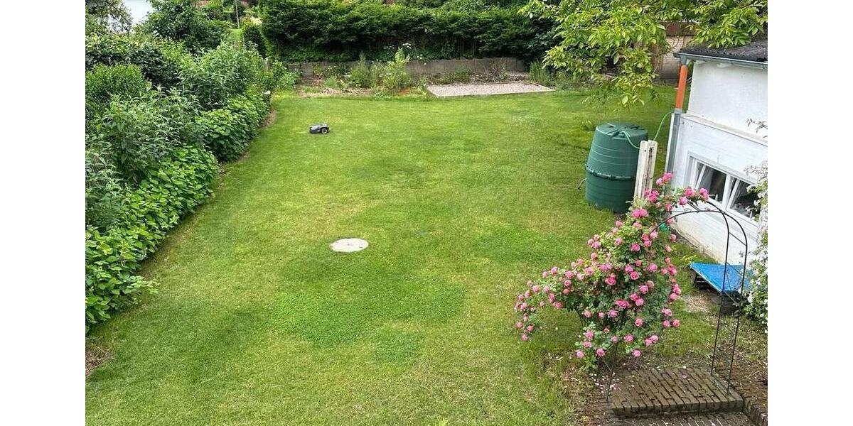 Einfamilienhaus Flintbek - 6 Zimmer, 210 m&sup2;, 2.730&euro; | Angebot:25406327