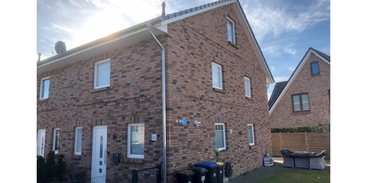 Doppelhaushälfte Stockelsdorf - 4 Zimmer, 125 m&sup2;, 1.600&euro; | Angebot:25363383