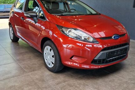Ford Fiesta 49.000 km 2.999 &euro; Gäufelden 71126
