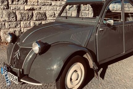 Citroen 2 CV 99.999 km 12.250 € Berlin 14199