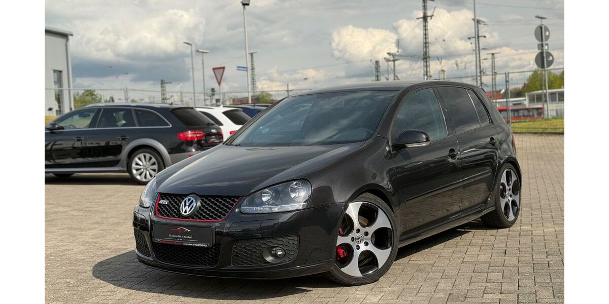 VW Golf 136.000 km 10.950 &euro; Bruchsal 76646