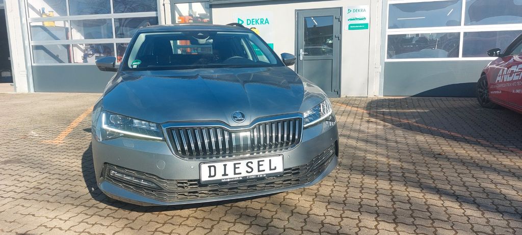 Skoda Superb 141.248 km 19.900 € Herzberg am Harz/Pöhlde 37412