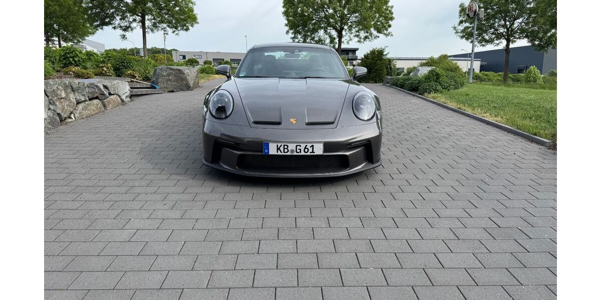 Porsche 992 7.100 km 198.000 &euro; Willingen 34508