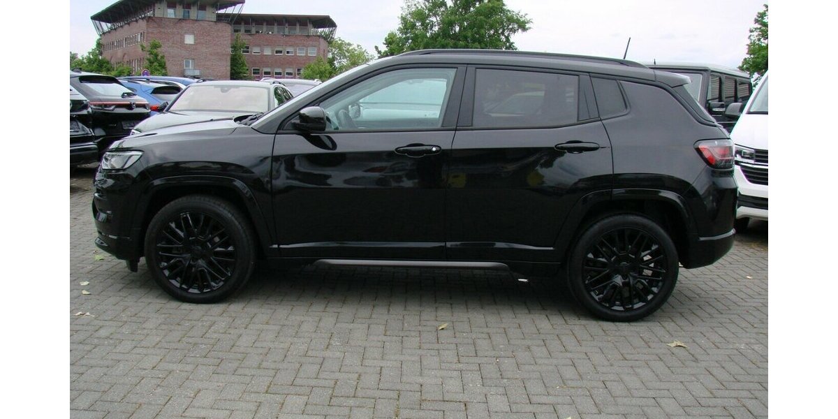Jeep Compass 1.5 Red-Edition e-Hybrid ACC LED Kamera 29.532 km 22.980 &euro; Falkensee 14612