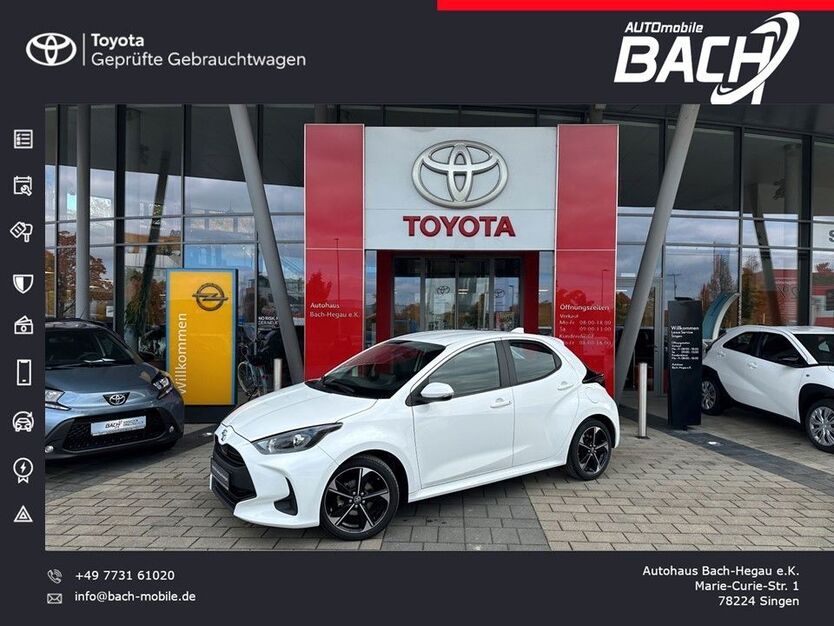 Toyota Yaris 21.290 km 15.990 € Singen 78224