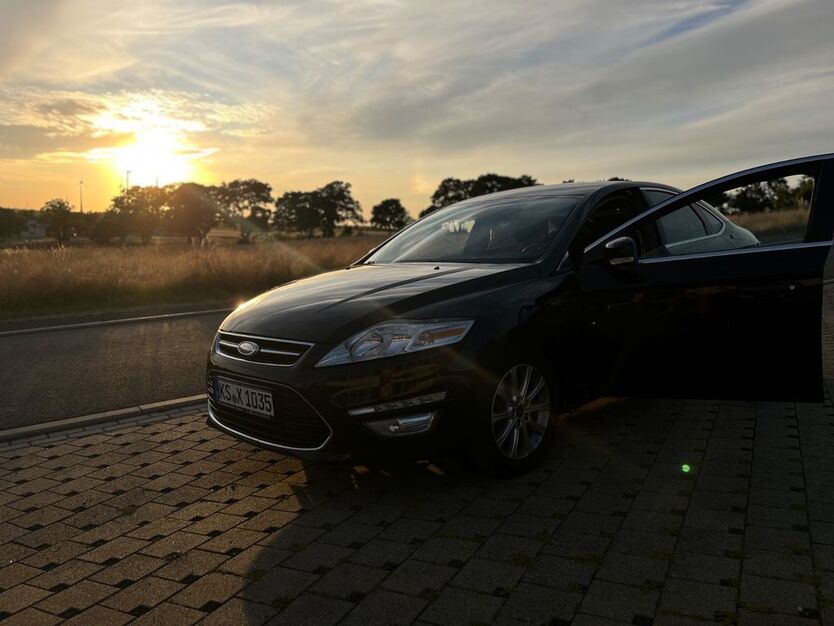 Ford Mondeo 145.000 km 5.400 € Wolfhagen 34466