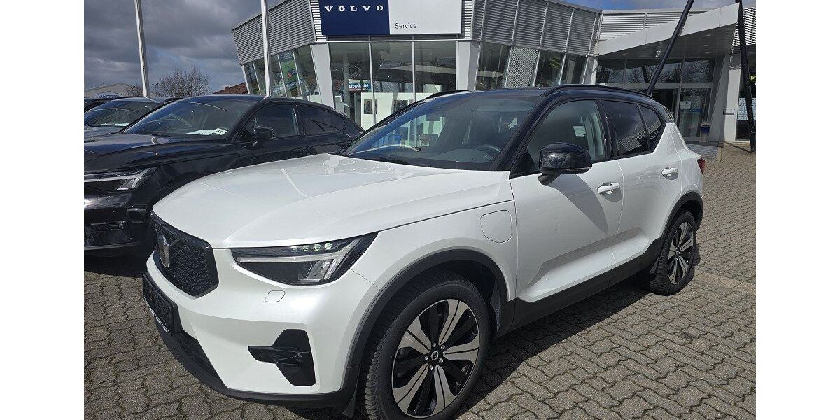 Volvo XC40 48.100 km 31.880 &euro; Zeven 27404