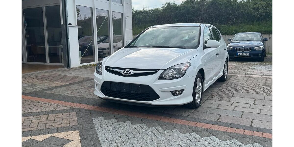 Hyundai i30 112.000 km 6.600 &euro; Schwetzingen 68723