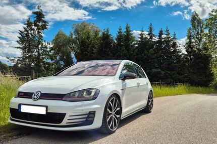 VW Golf 120.325 km 17.999 &euro; Trostberg 83308