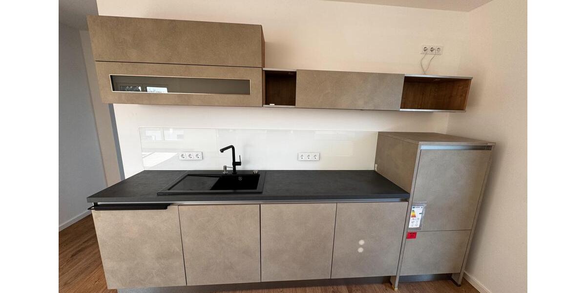 Einfamilienhaus Solingen Höhscheid - 3 Zimmer, 120 m&sup2;, 2.000&euro; | Angebot:25368351