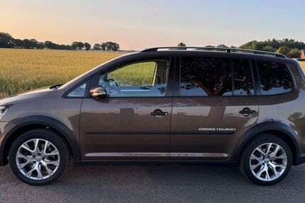 VW Touran 173.000 km 14.500 &euro; Sottrum 27367
