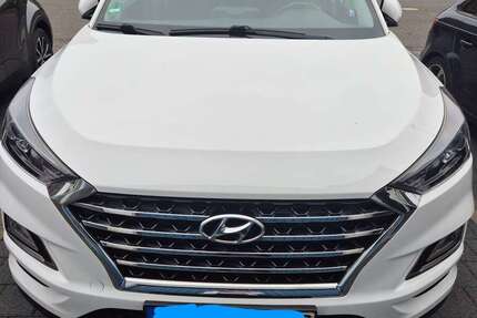 Hyundai TUCSON 128.447 km 16.000 € Mönchengladbach 41238
