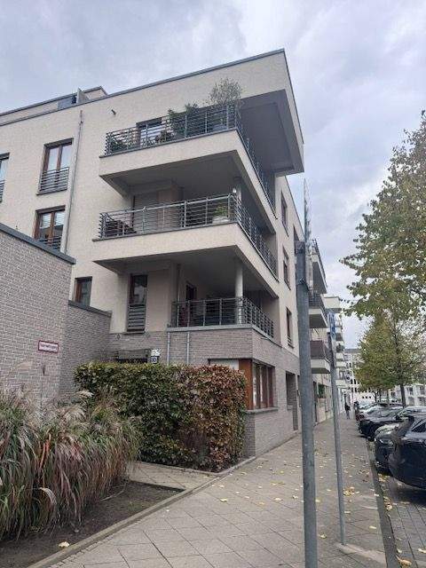 Traumhafte Wohnung mit Blick auf den Phönixsee 3 zimmer