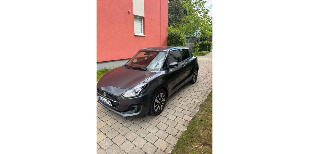 Suzuki Swift 64.000 km 12.300 &euro; München 81549