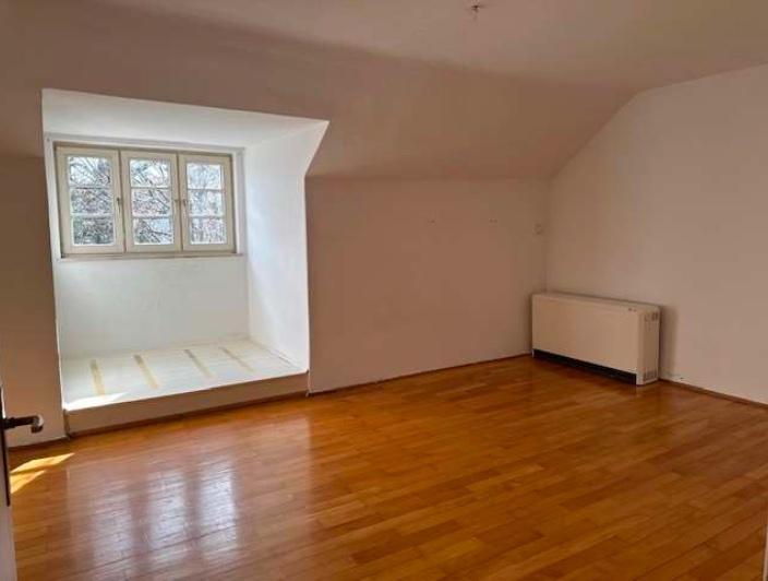 Etagenwohnung Kempten (Allgäu) - 5 Zimmer, 118 m&sup2;, 1.600&euro; | Angebot:26400487